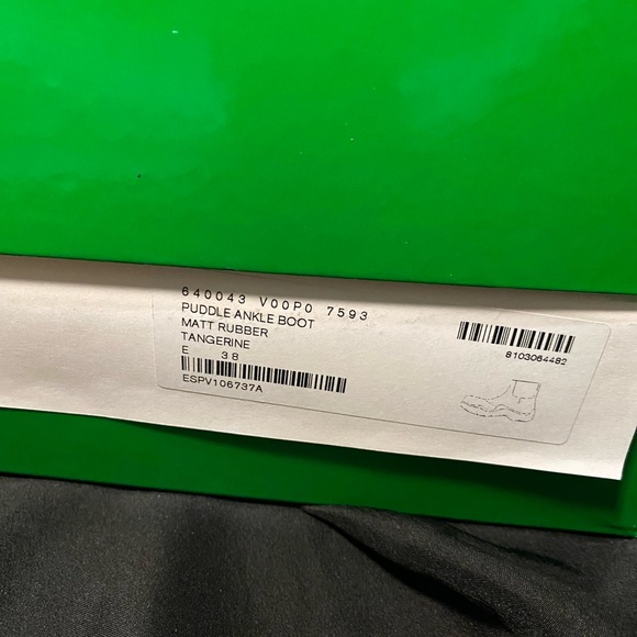 Bottega Veneta Puddle Boots - Picture 5 of 6